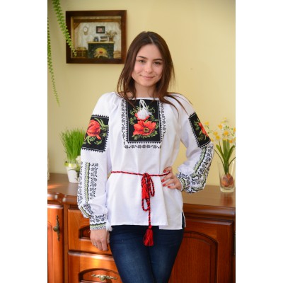 SALE!! Embroidered blouse "Poppies Painting", size M